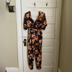 ASOS Design Dark Floral V bar neck jumpsuit Sz 6